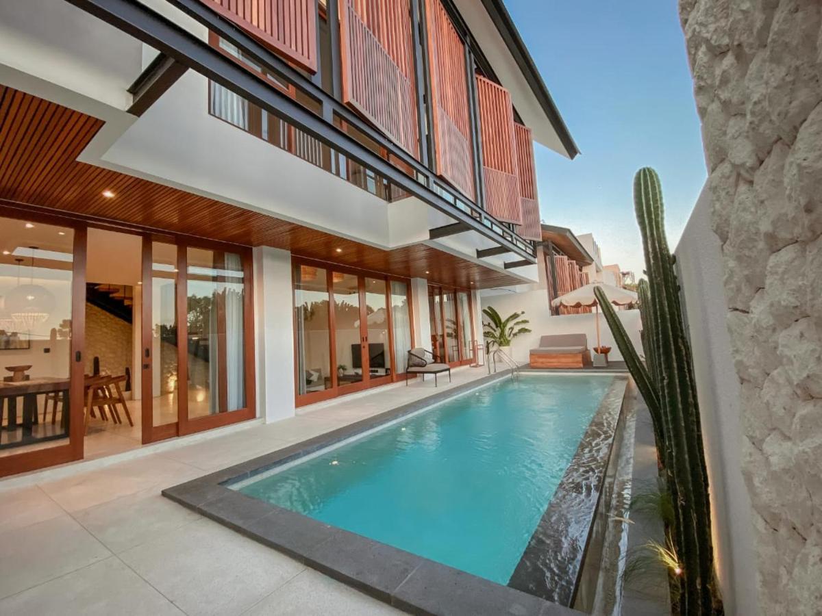 Ophelia Villa Canggu ภายนอก รูปภาพ