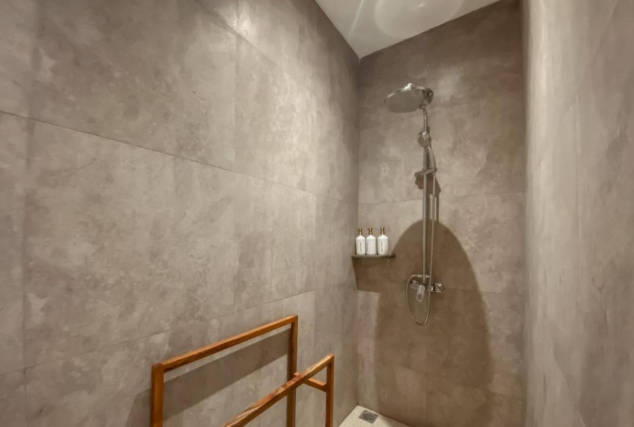 Ophelia Villa Canggu ภายนอก รูปภาพ